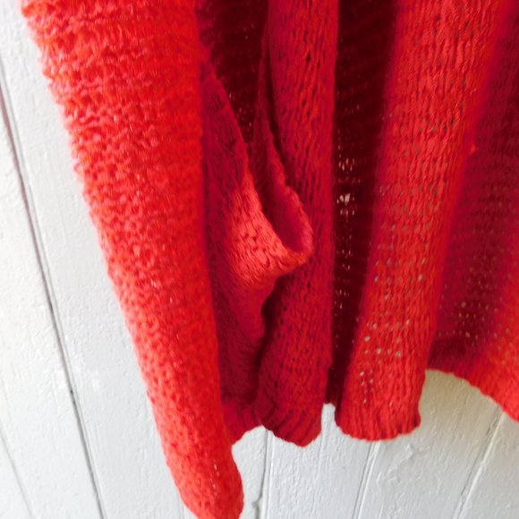 💕 Bright Red Lightweight Cardi Knit - Picture 5 of 14